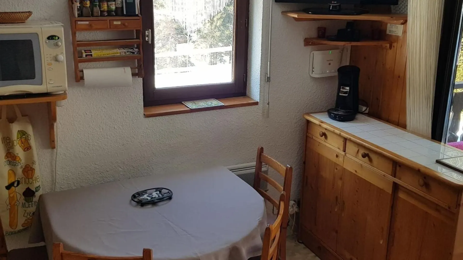 Charmant 2 Pieces Avec Terrasse, Proche Commodites Et Navettes, 4 Pers, Wifi, Parking, Chatel - Fr-1-676-187